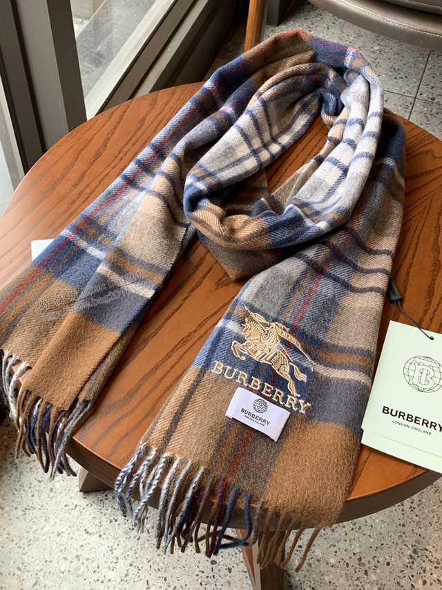 Burberry情侶圍巾羊絨圍巾披肩 巴寶莉2021新款格紋圍巾高端羊絨圍巾  mmj1233